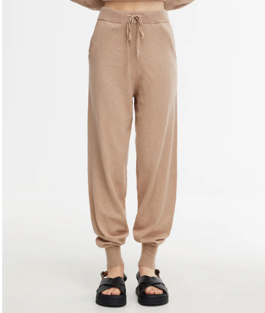 Kinney Eliza Knit Pant - Stone