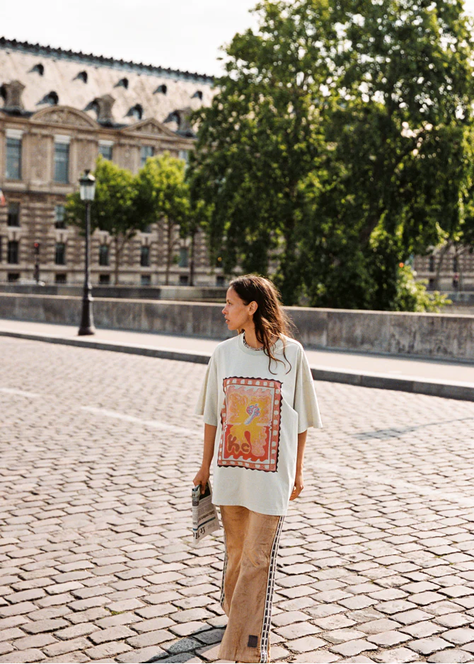 Kinga Csilla Hibiscus Tee