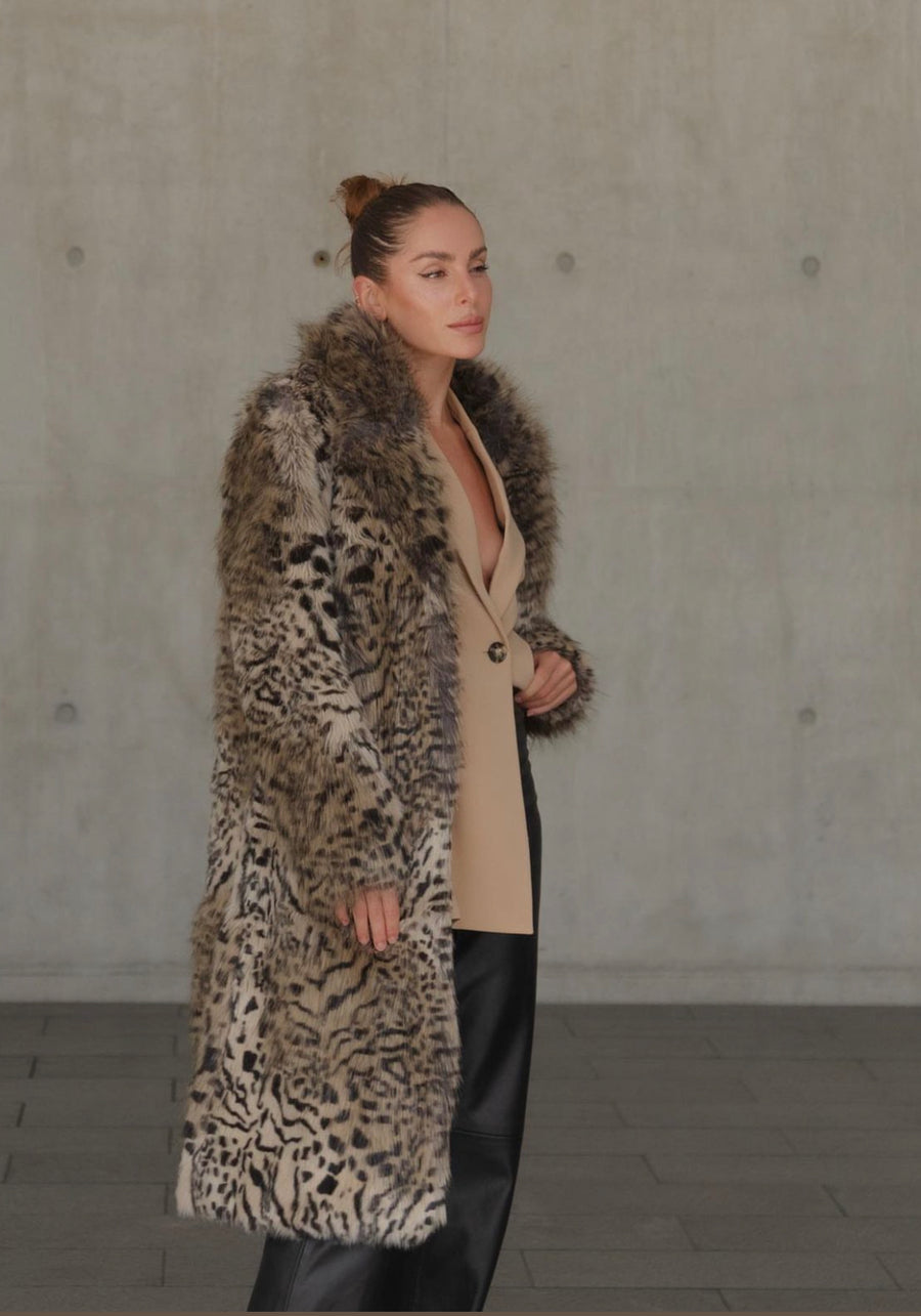 Unreal Fur Keep Coat